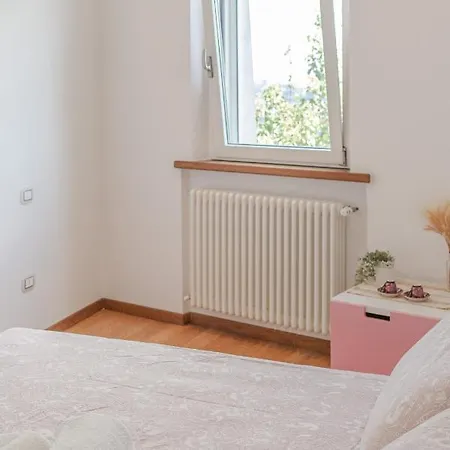 Apartment Experience *